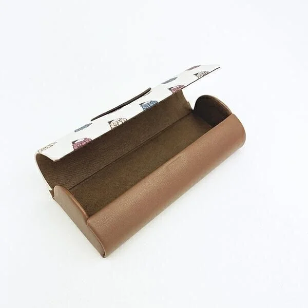 「ほっこり」チラシのスヌーピーメガネケースの内側