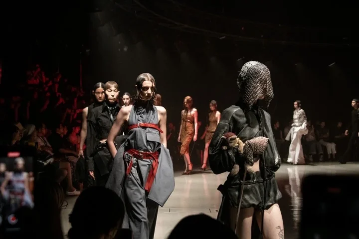 ファッションショー