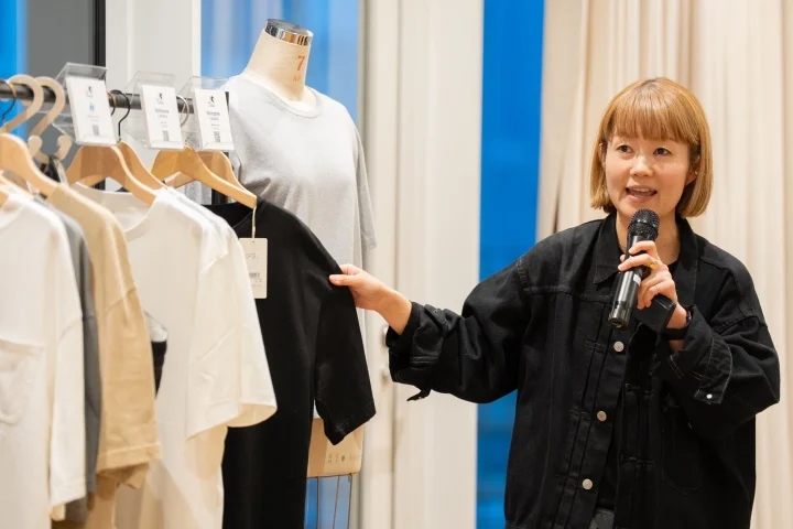 認証取得商品の展示とShinzone廣瀬氏のスピーチ