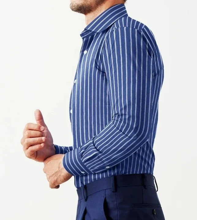 CANCLINIのシャツ