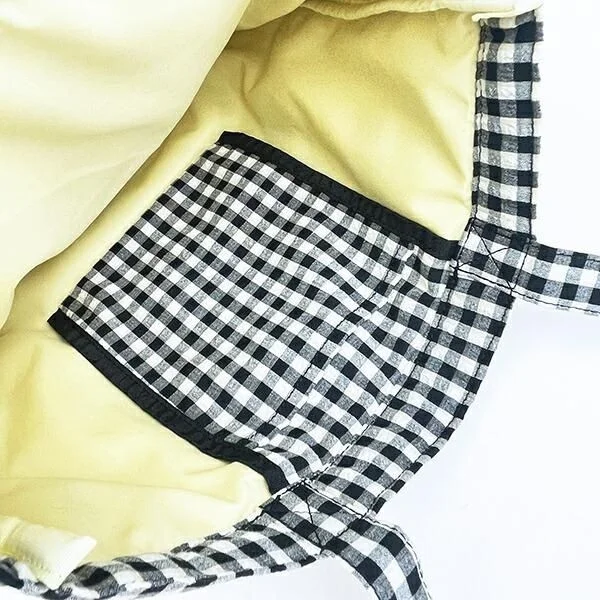 肩がけトートバッグ内ポケット