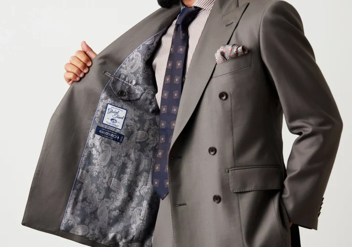 スーツの裏地の役割