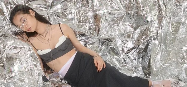 Soierie 26 S/S Collectionのスタイリング