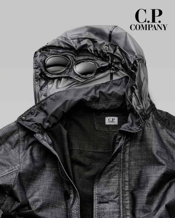 C.P. Companyのジャケット