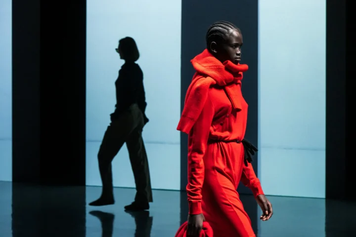 YOKEのショーの様子