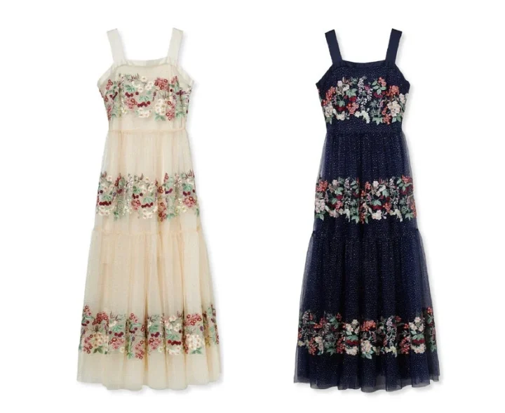 クリーム色とネイビーのノースリーブロングドレス