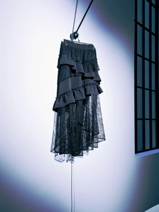 HACHIフリルスカート