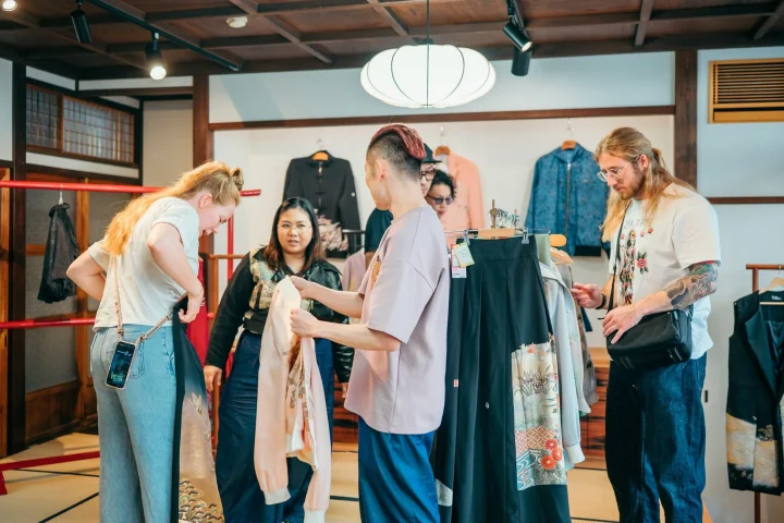 京都の町屋でのアパレルショップの様子