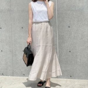 日本の女ってなんでロングスカート好きなの？
