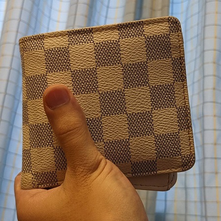 【画像うｐ】いうほどワイのこの財布ダサいんか？