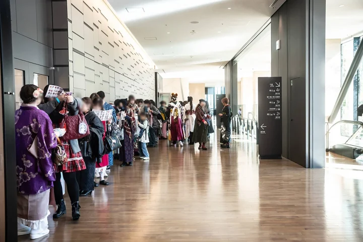 イベント会場の賑わい