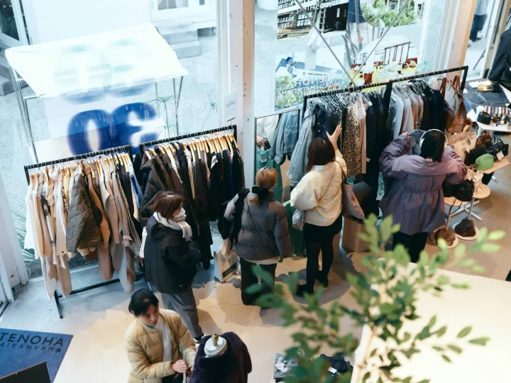 アパレルショップの様子