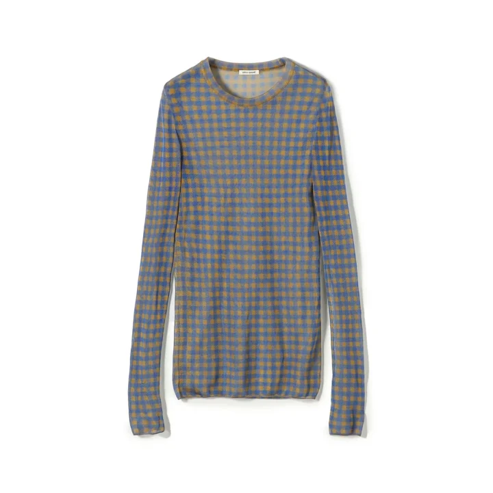 青と茶色のギンガムチェック柄の長袖セーター