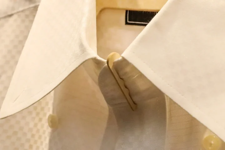 紙製シャツクリップ