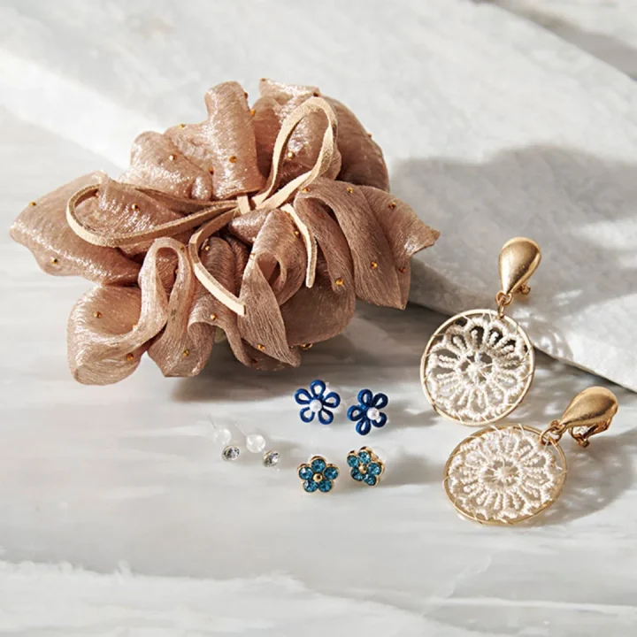 ヘアアクセサリー・イヤーアクセサリー