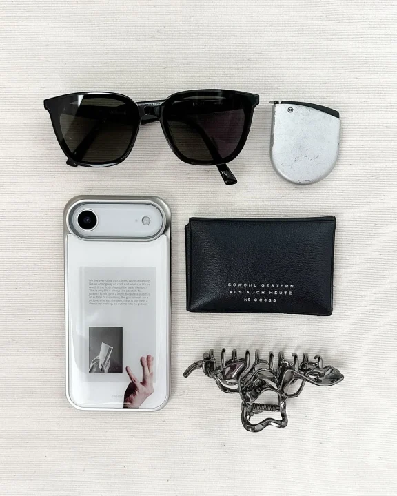 スマートフォンと小物