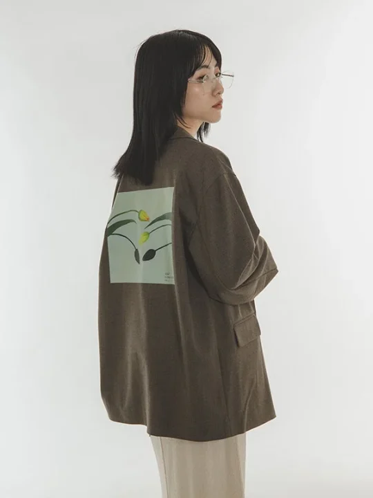 Lee Izumida × KBF ジャケット 後ろ姿 (BROWN)