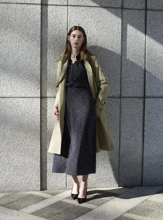 トレンチコートスタイリング