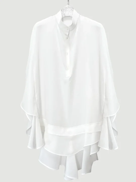 白いスタンドカラーブラウス