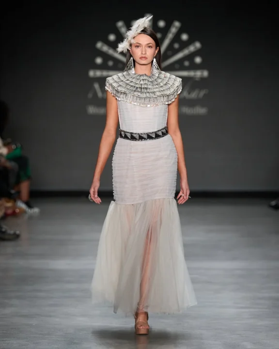 Nar Rew Ekarのコレクション