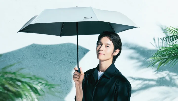 LOOK2：都会的スタイル