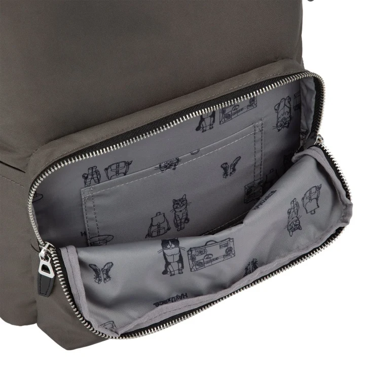 HAyU フィカスの内装