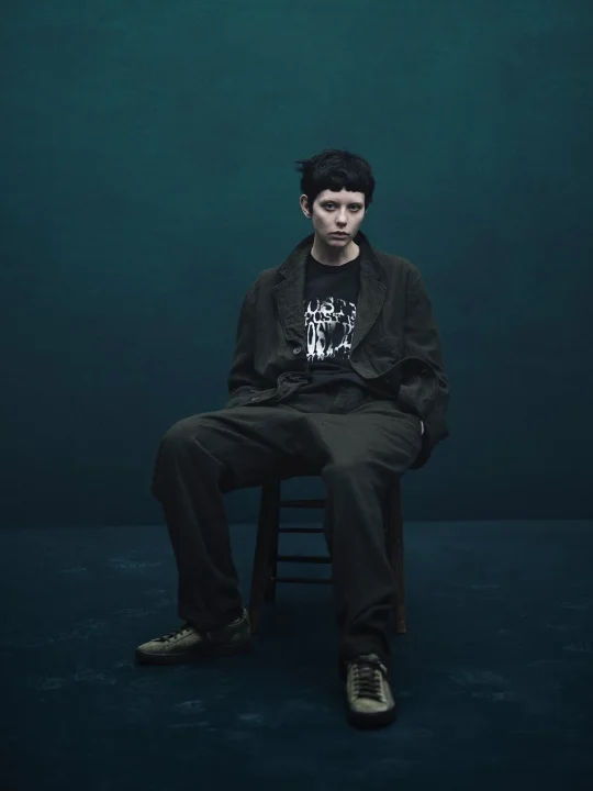 ショートヘアの人物のポートレート