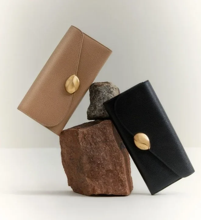 Basalt Collection 長財布