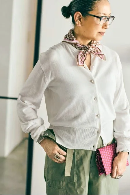 岡本敬子さん着用カーディガン