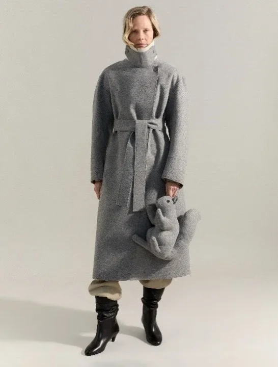 リス型のユニークなバッグ