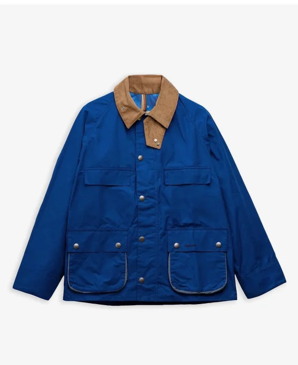 ブルーのカジュアルジャケット