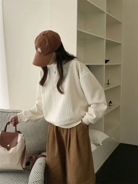 型押し トレーナー