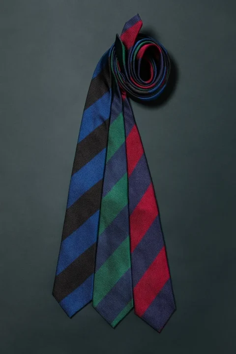 ストライプ柄のネクタイ