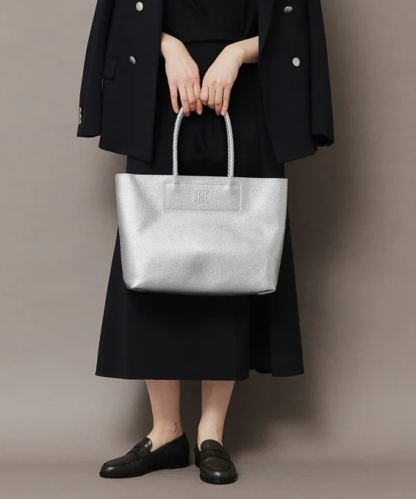 オンライン限定トートバッグの使用例