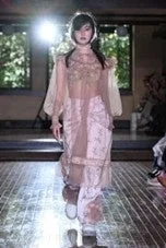 YUEQI QIのコレクション