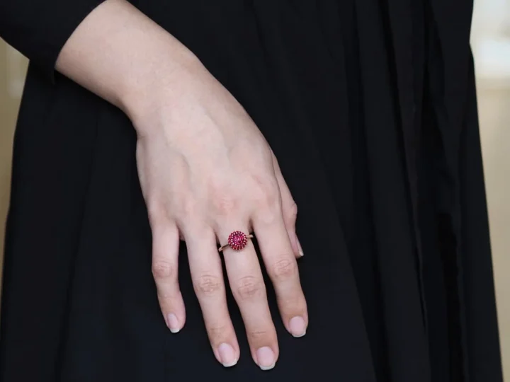 Pomponne Mosaic ルビーリング着用イメージ