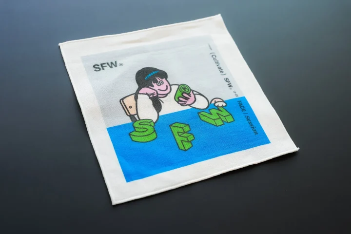 SFWコラボハンカチ