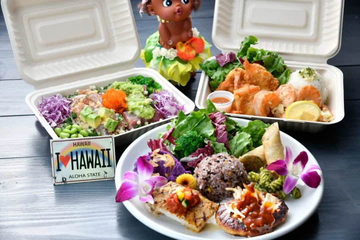 POKEDO MARKETのハワイアン料理