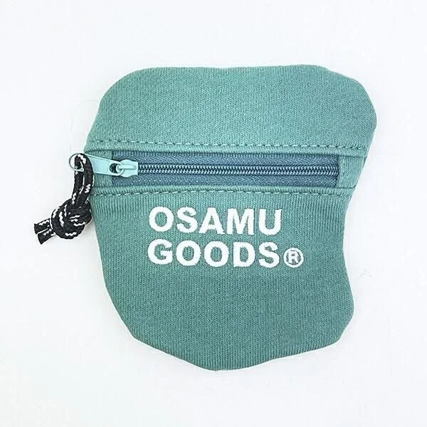 ドッグのフェイスポーチ背面