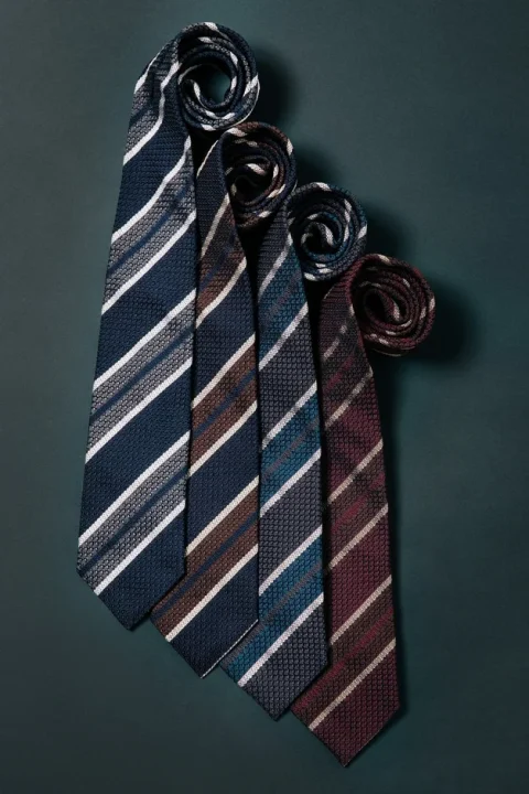 ストライプ柄ネクタイ4本