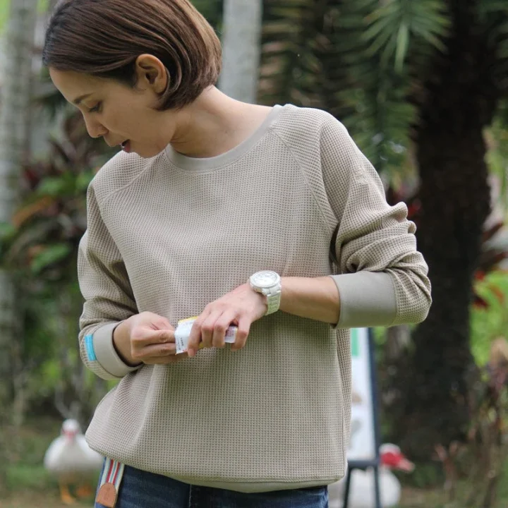 女性着用イメージ