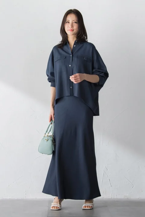 ネイビーのセットアップ