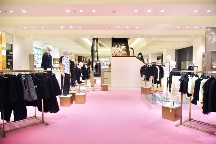 バーニーズ ニューヨーク銀座本店「VIVIANO」ポップアップイベント