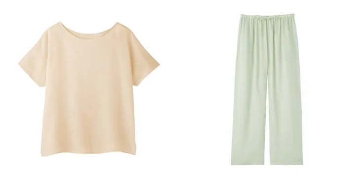 ベージュの半袖トップスと淡いグリーンのワイドパンツ