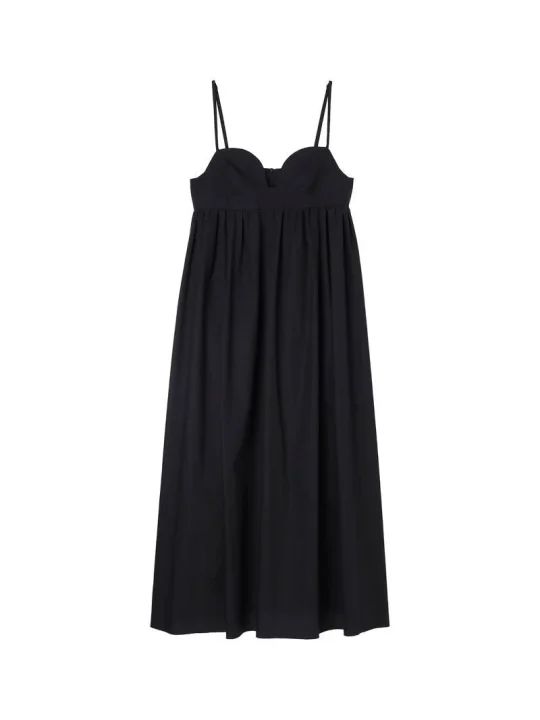 黒色のシンプルなキャミソールロングワンピース