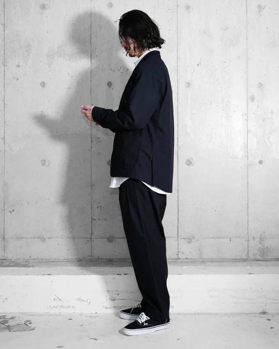 ROUND HEM JACKET 着用イメージ