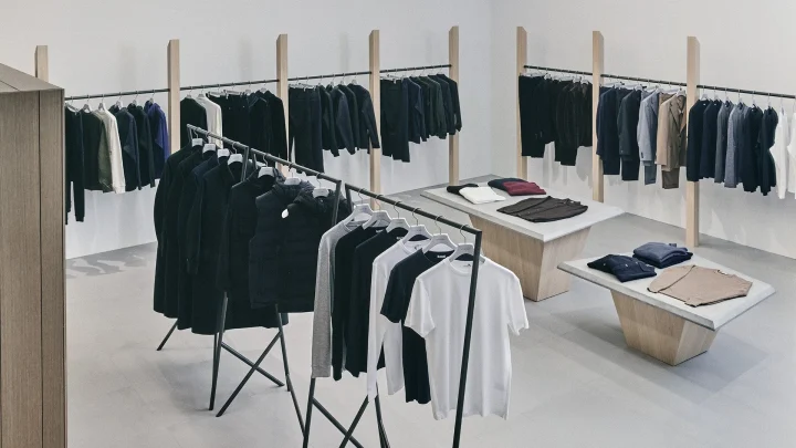 常設ショールーム「＋CLOTHET Fitting Lab」