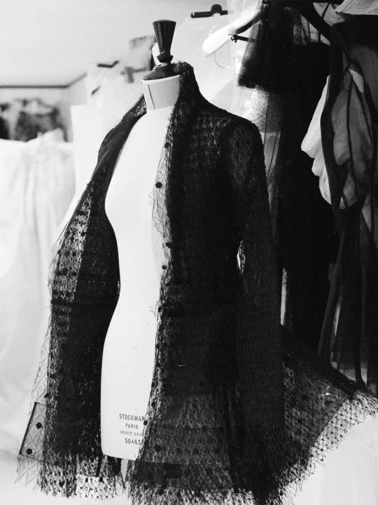 マネキンにドレス