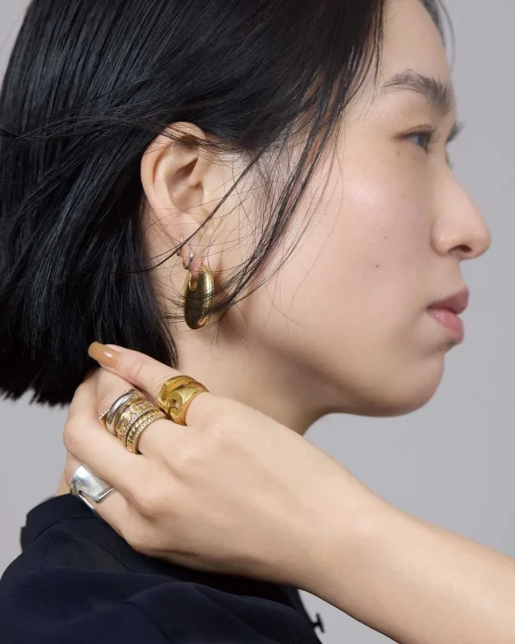 濱本愛弓さん手元