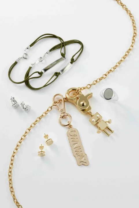 先行期間限定特典